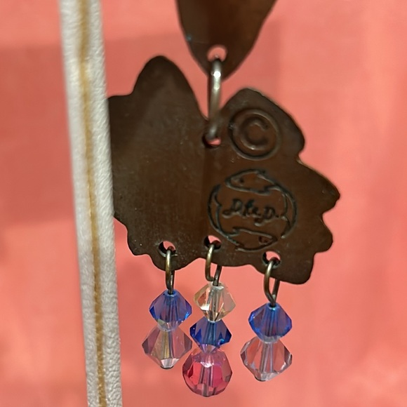 Designs From the Deep Water Lilies Vintage Designer Earrings-boutique - Picture 5 of 10